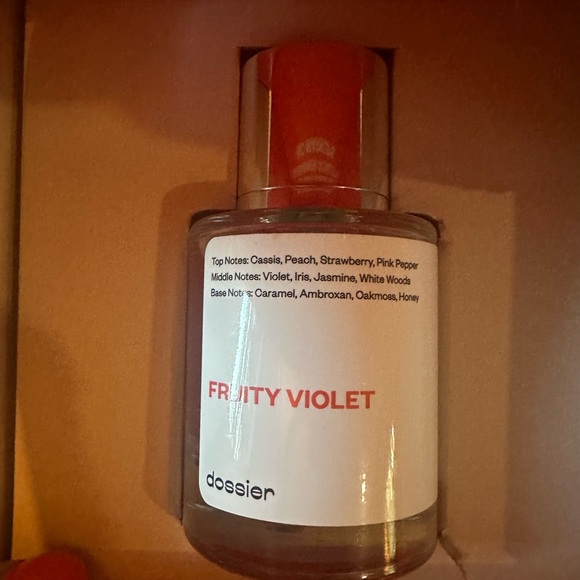Fruity Violet by Dossier - Picture 2 of 4